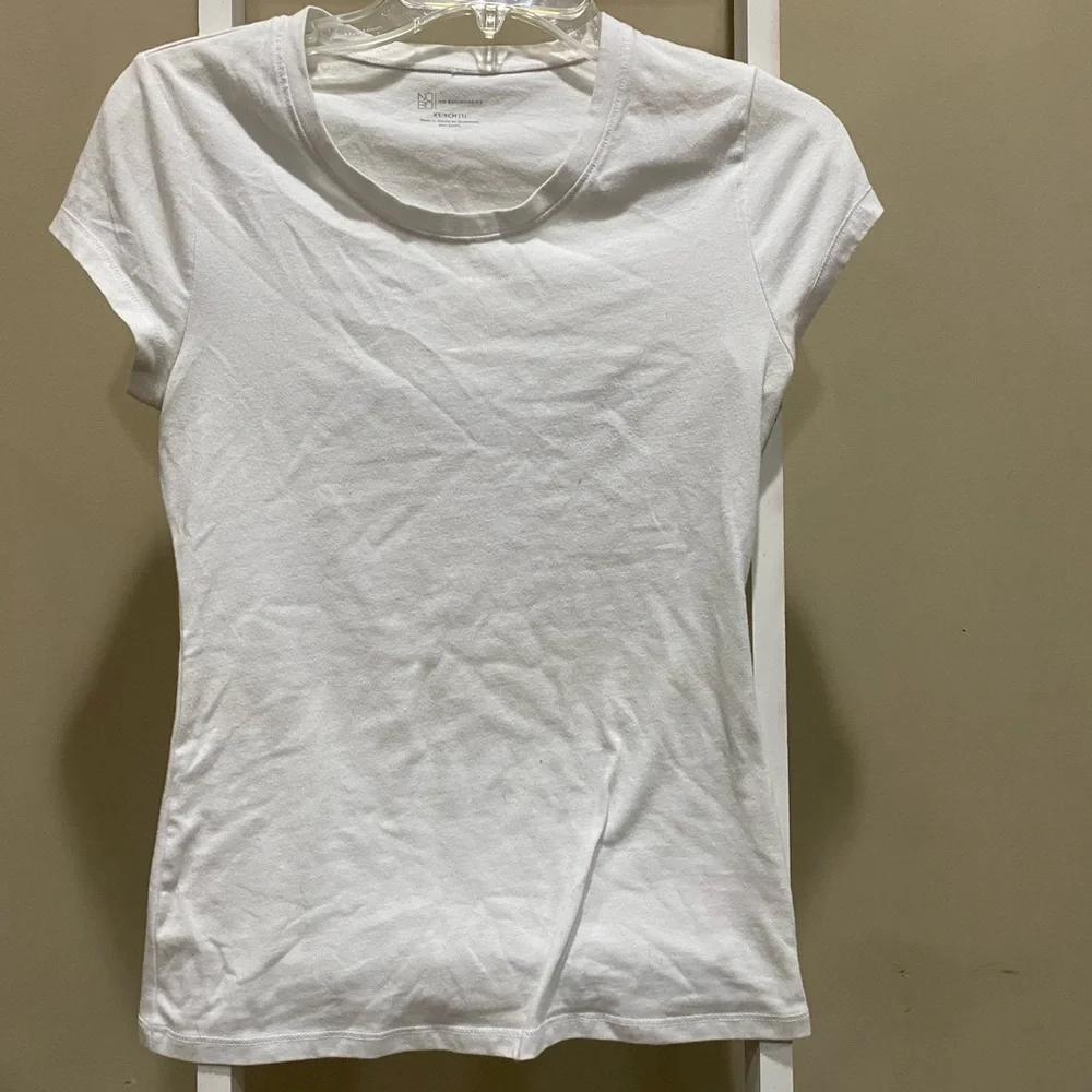 2- No Boundaries Basic Tee Bundle XS Orange & White Short Sleeve Tops 239 - Picture 2 of 5